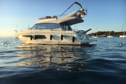 Prestige 450 for sale in France for €370,000 (£325,149)