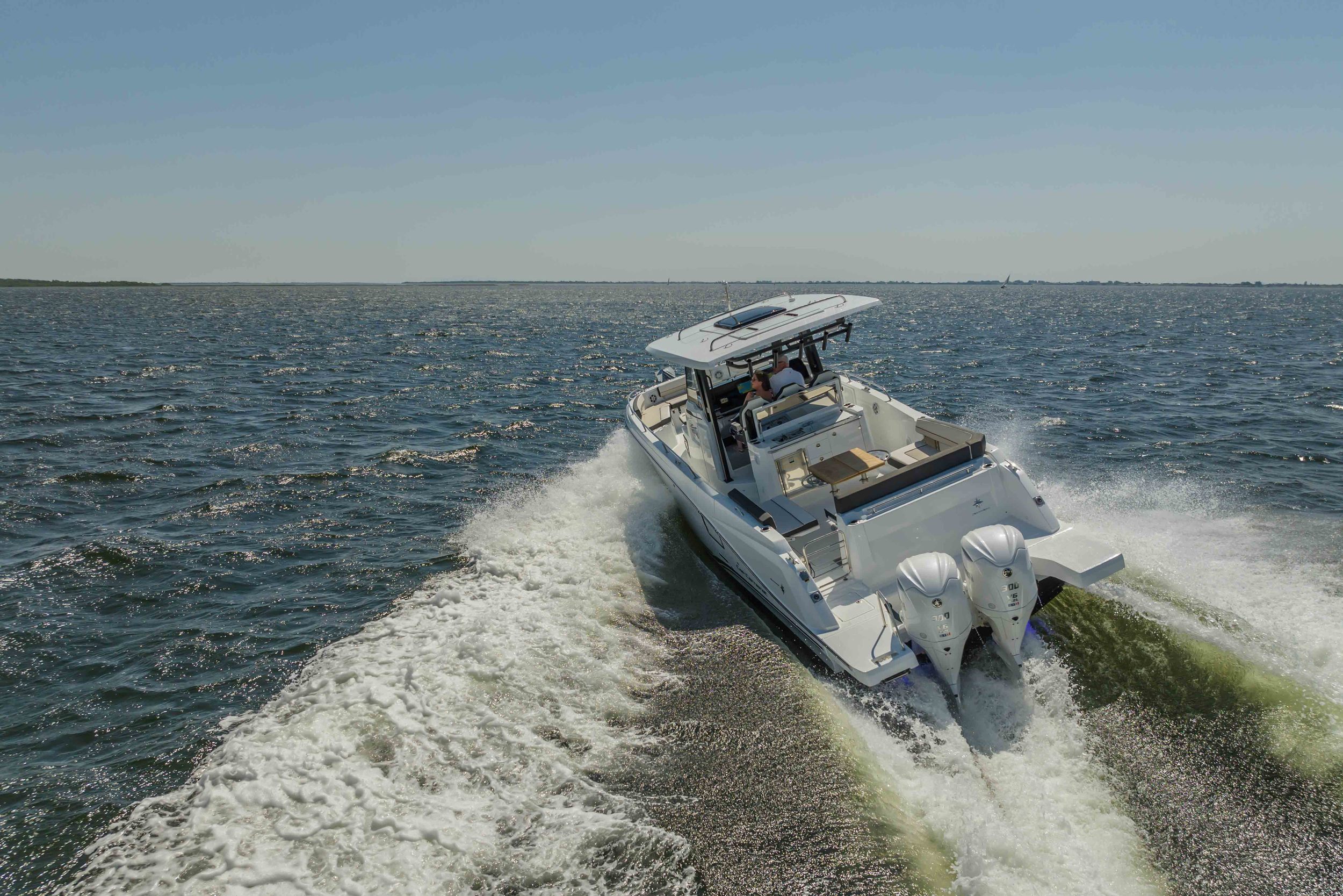 Jeanneau CAP CAMARAT 10.5 CC for sale - Rightboat