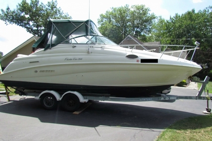 Rinker Fiesta Vee 266 for sale in United States of America for $13,000 (£9,886)