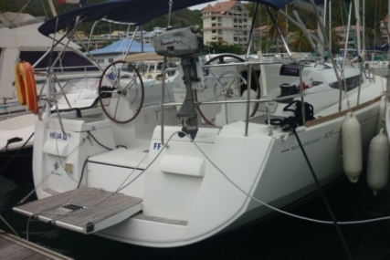 Jeanneau Sun Odyssey 409 for sale in France for €100,000 (£86,969)