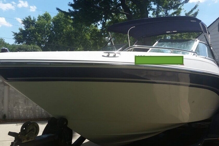 Four Winns 210 Horizon for sale in United States of America for $15,900 (£12,505)