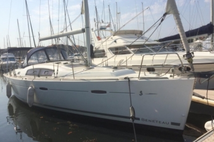 Beneteau Oceanis 40 Shallow Draft for sale in France for €119,000 (£104,242)