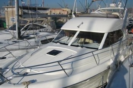 Prestige 36 for sale in France for €135,000 (£117,793)