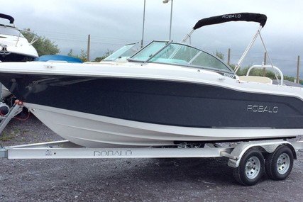 Robalo Dual console R207 for sale in United Kingdom for £43,995
