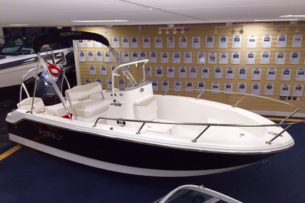 Robalo Centre console R160 for sale in United Kingdom for £23,995