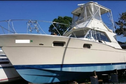 Chris-Craft 35 Commander for sale in United States of America for $15,000 (£10,711)