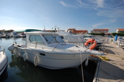 Ocqueteau Espace 740 for sale in France for €21,900 (£19,046)