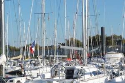 Beneteau Oceanis 34 for sale in France for €66,500 (£58,328)