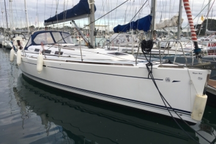 Dufour 40 for sale in France for €85,000 (£75,923)