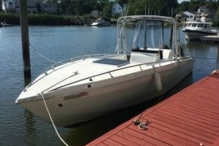 Wellcraft 30 Scarab Sport for sale in United States of America for $15,000 (£11,305)