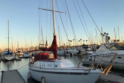 Ericson Yachts 32 for sale in United States of America for $24,500 (£18,410)
