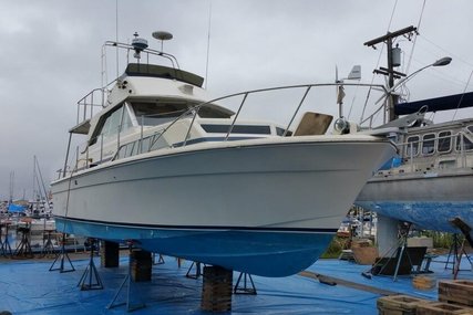 Chris-Craft Catalina 33 for sale in United States of America for $18,000 (£13,521)