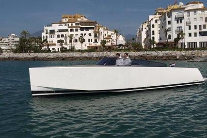 VanDutch 40 for sale in Spain for €315,000 (£281,952)