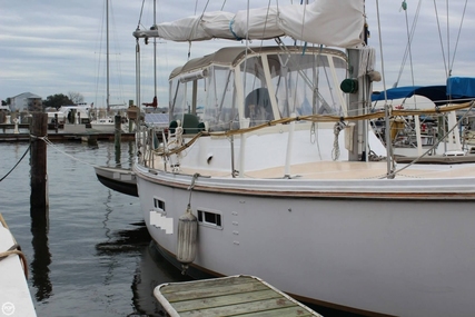 Coronado 35 Shoal for sale in United States of America for $22,450 (£16,073)