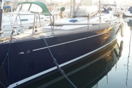 Dufour 40 Performance for sale in Portugal for €110,000 (£95,666)