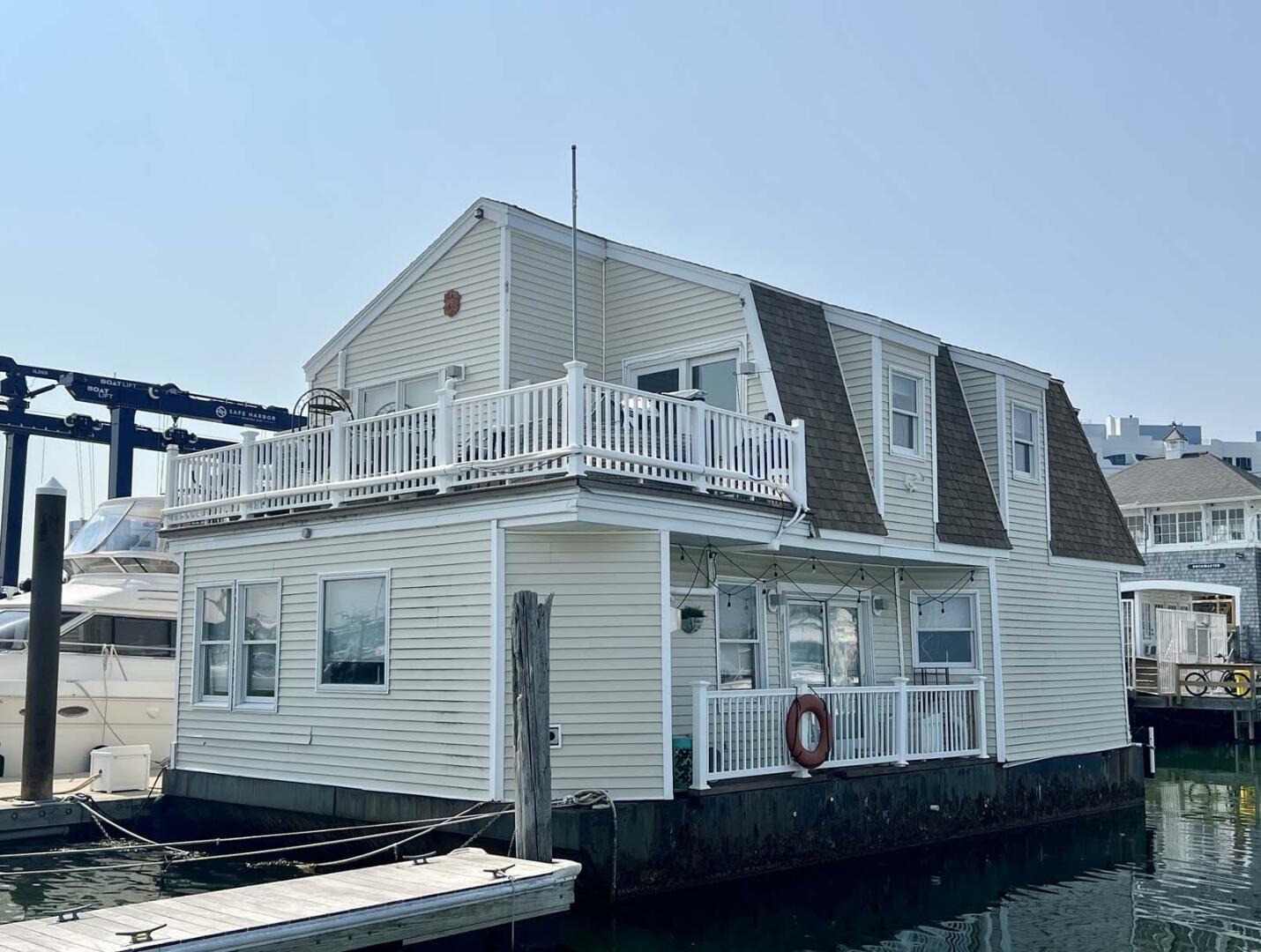 GLOBAL BOATWORKS 40 Floating Home for sale in United States of America