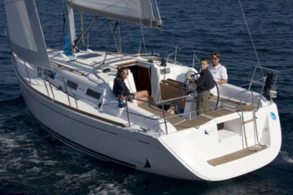 Dufour 325 Grand Large for sale in Croatia for €60,000 (£52,515)