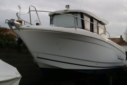 Jeanneau Merry Fisher 855 Marlin for sale in France for €80,000 (£70,300)