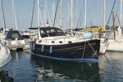 Menorquin 100 for sale in Greece for €144,950 (£126,974)