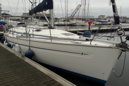 Bavaria 38 for sale in France for €88,000 (£77,085)
