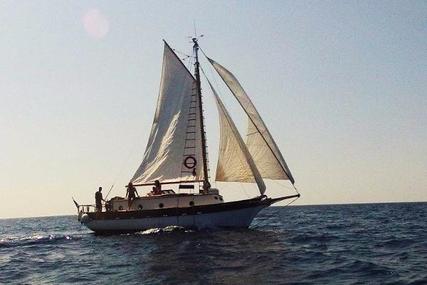 Antique Spray 33 Cutter Yacht. for sale in Italy for €28,995 (£25,215)
