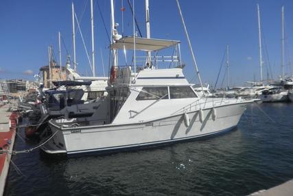 Viking 40 Fly for sale in Spain for €55,000 (£48,177)