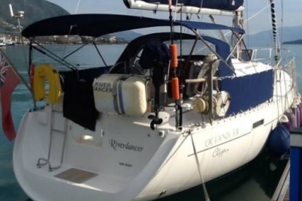 Beneteau Oceanis 331 Clipper for sale in Greece for £35,950