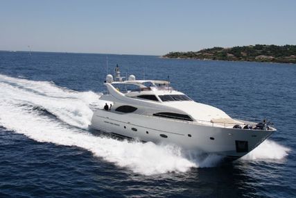 Ferretti Customline 94 for sale in Spain for €1,695,000 (£1,484,797)