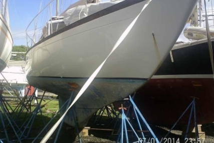 Camper And Nicholsons Nicholson 38 for sale in São Tomé and Príncipe for $19,900 (£14,255)