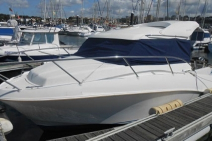 Quicksilver 640 Weekend for sale in Portugal for €22,500 (£20,207)