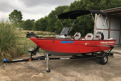 Tracker Pro Guide V16 SC for sale in United States of America for $12,500 (£9,802)