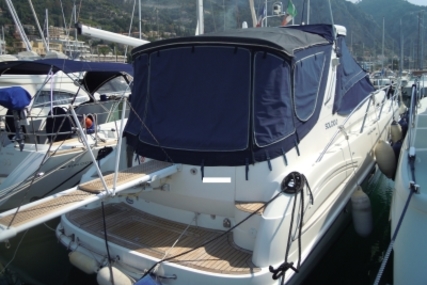 Sealine S38 for sale in France for €130,000 (£113,875)