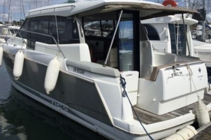 Jeanneau NC 9 for sale in France for €105,000 (£93,871)