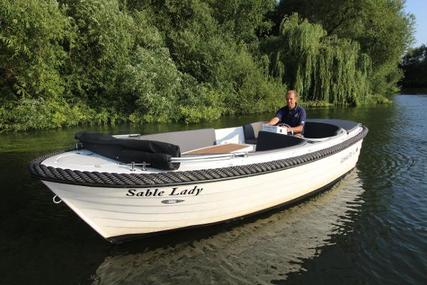 Corsiva 570 for sale in Poland for £13,950