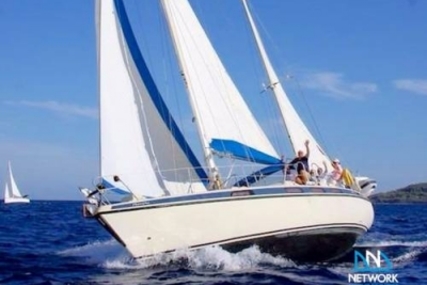 Maxi 120 for sale in Greece for €30,000 (£26,484)