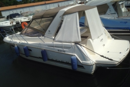 Jeanneau Leader 8 for sale in France for €60,000 (£53,874)