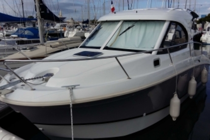 Beneteau Antares Serie 8 for sale in France for €79,000 (£69,232)