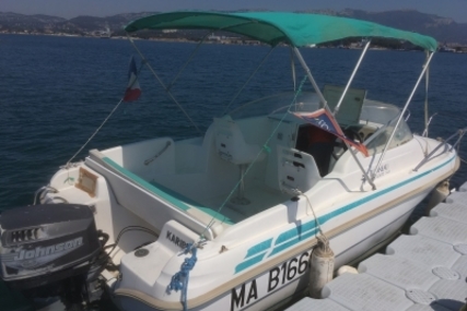 Jeanneau Leader 545 for sale in France for €4,000 (£3,499)