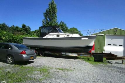 Luhrs 30 Alura for sale in United States of America for $16,900 (£12,694)