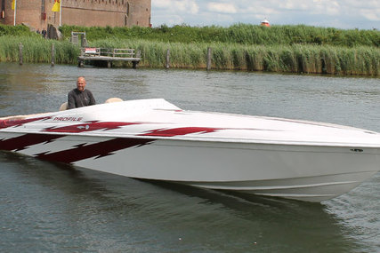 Profile 33V for sale in Netherlands for 79.000 € (69.035 £)