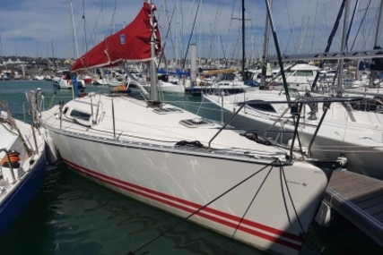 Jeanneau Sun Fast 32 for sale in France for €49,000 (£42,615)