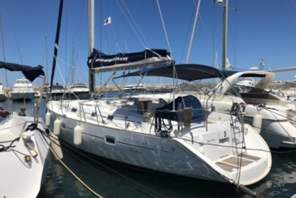 Beneteau Oceanis 411 for sale in France for €89,000 (£79,496)