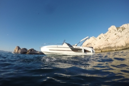 Beneteau Flyer 6 Sundeck for sale in France for €35,000 (£30,800)