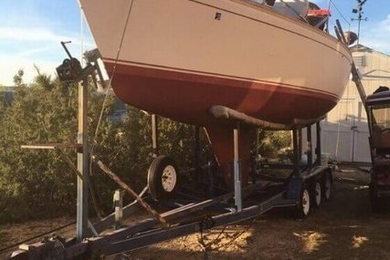 Cal 28 Mark II for sale in United States of America for $25,000 (£18,786)