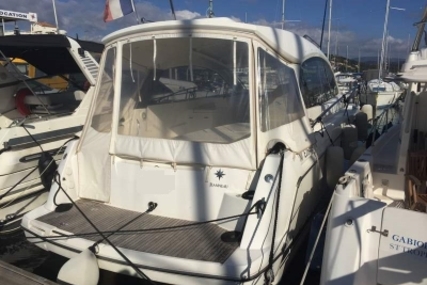 Jeanneau Leader 9 for sale in France for €87,000 (£76,243)