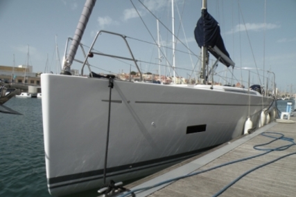 Grand Soleil 43 for sale in Portugal for 265.000 € (232.869 £)