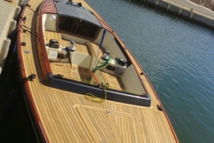 Latitude 46 for sale in France for €89,000 (£77,996)