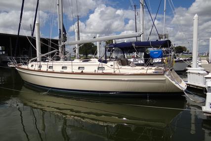 Island Packet 440 for sale in United States of America for $348,500 (£244,802)
