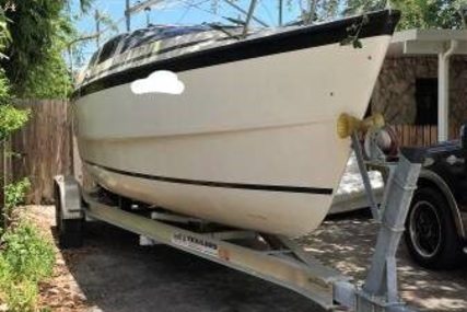 Macgregor 26X for sale in United States of America for $20,500 (£15,404)