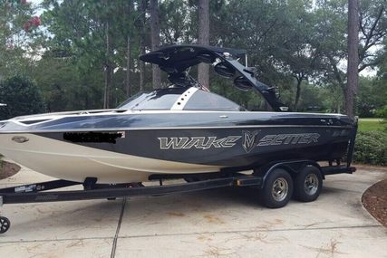 Malibu 23 LSV Wakesetter for sale in United States of America for $47,990 (£37,633)